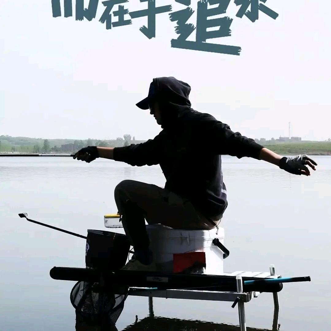 新疆阿勒泰钓鱼小木