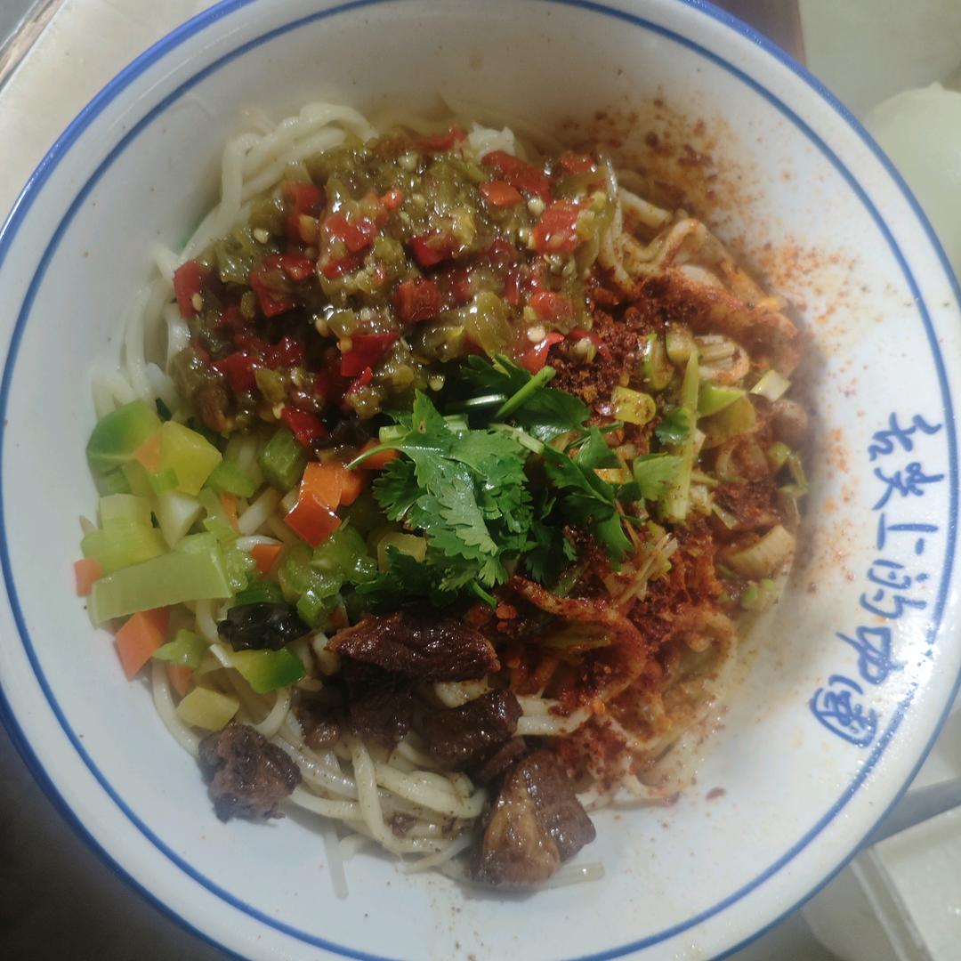 油泼拌面大盘鸡（招学员）