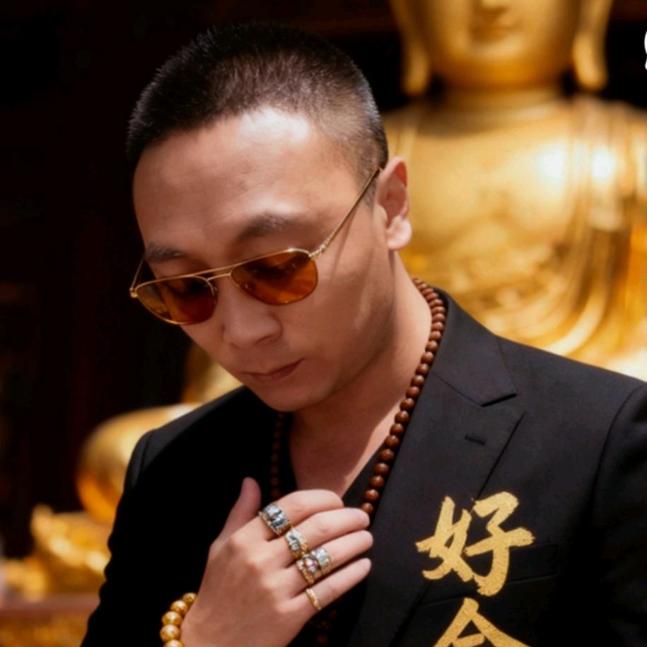 🇨🇳九～叔❤️