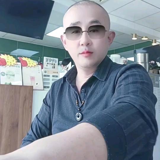 馬万能