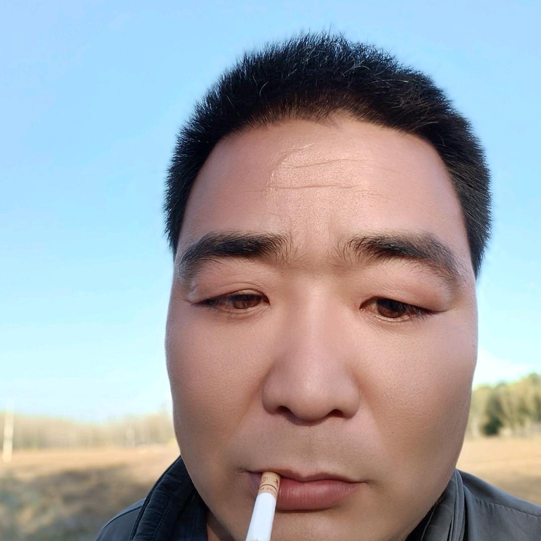@眼泪哥