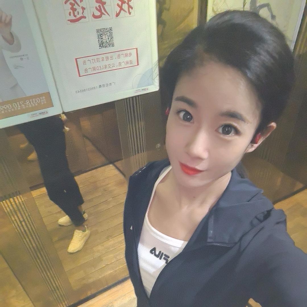 王女士