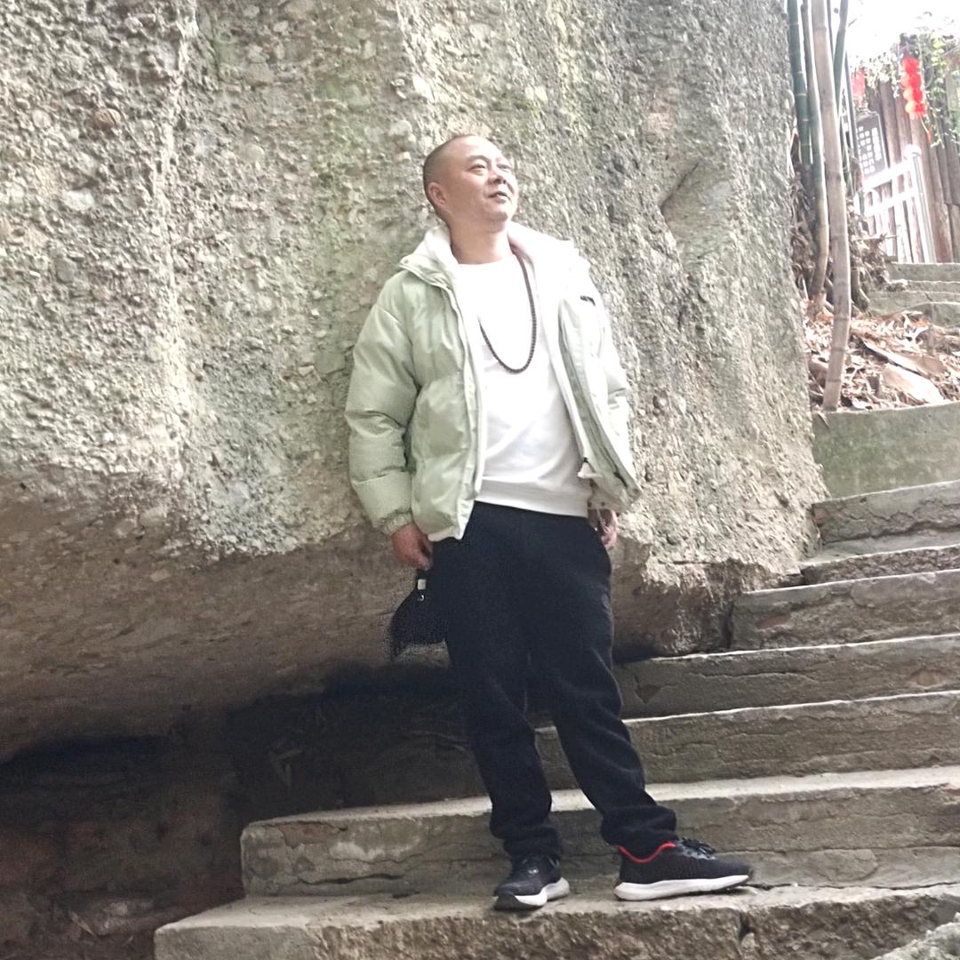 铁血战士