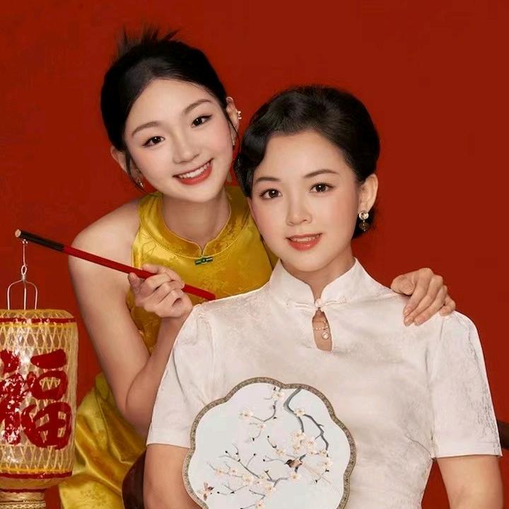 💞开心的💫花姐：💕