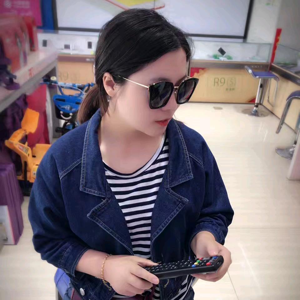 Abbyabbie彩彩