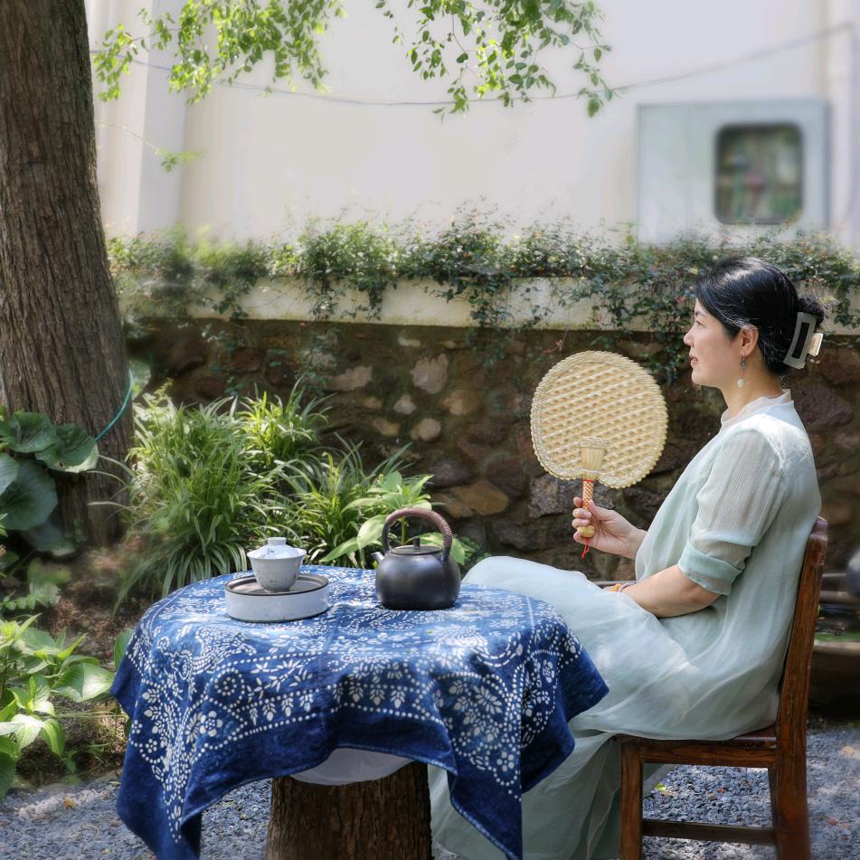 老颜的民宿生活