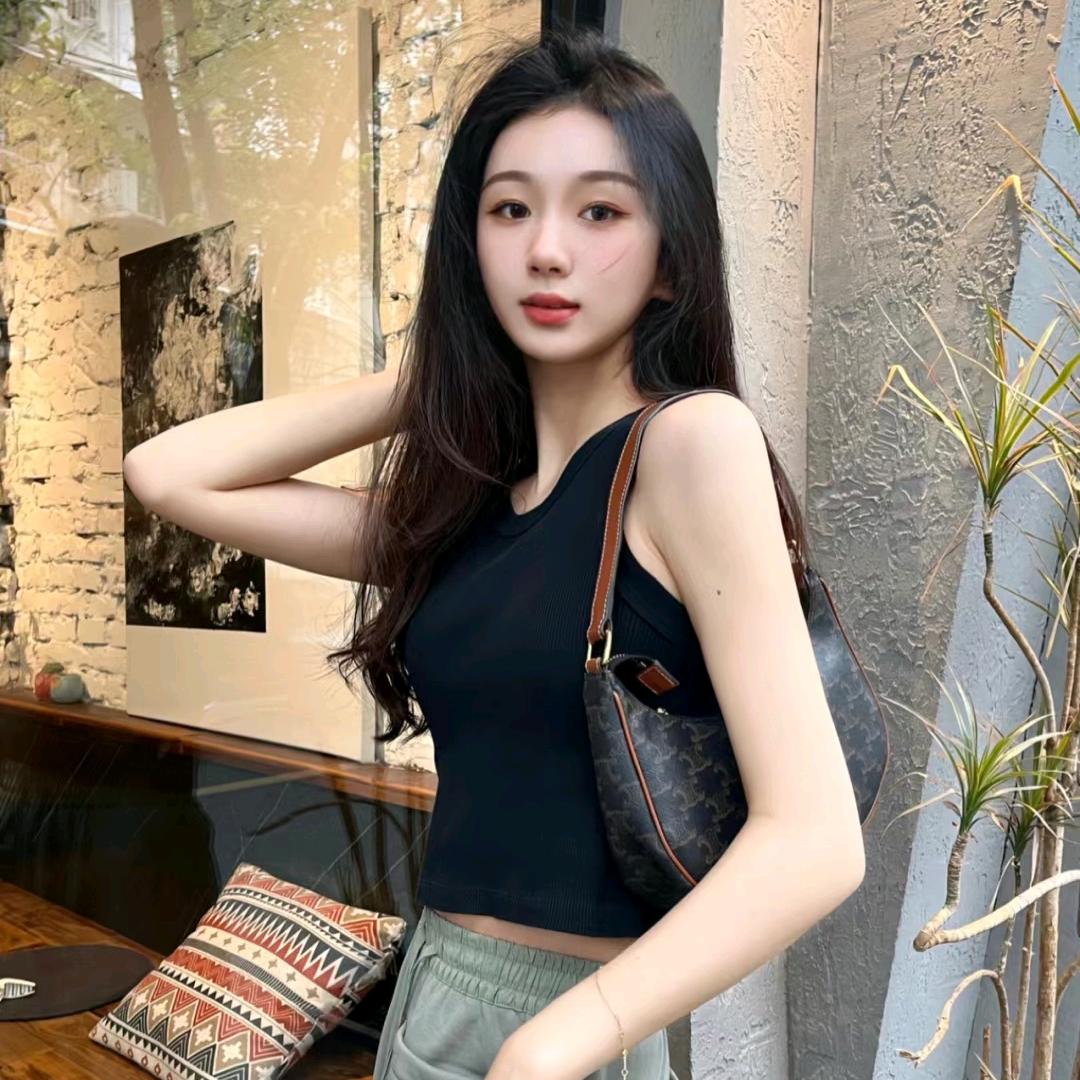 是小雪吖
