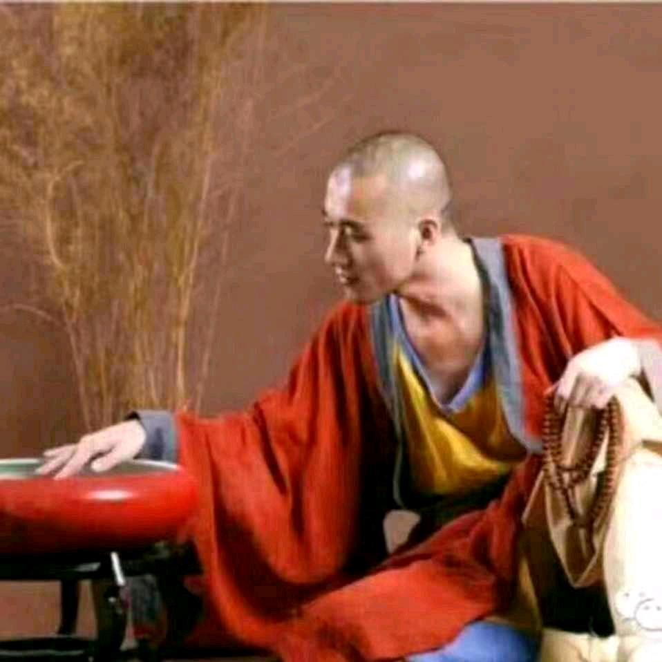 道尽红尘《单身情感作家》