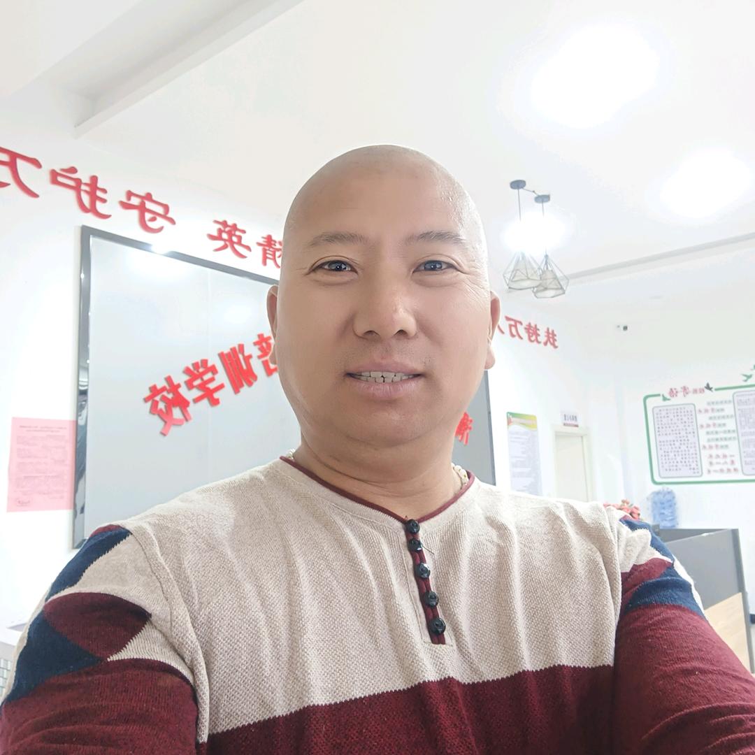 小武唱戏