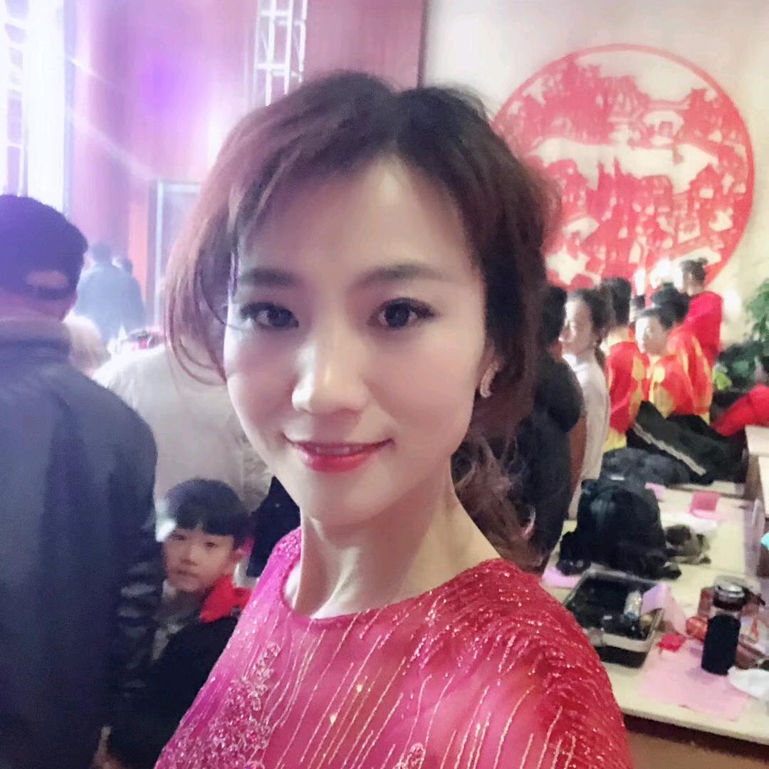艺菲