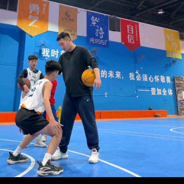 卫辉壹加体育