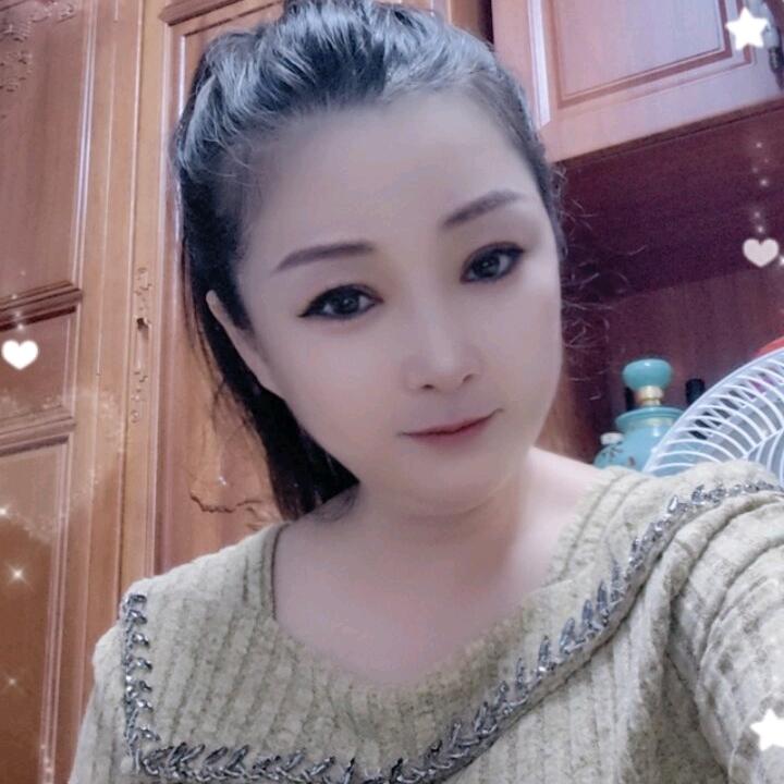 杨桃樱桃姐妹的快乐生活