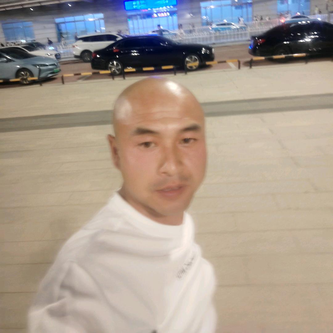 《国产爷们》cui小哥
