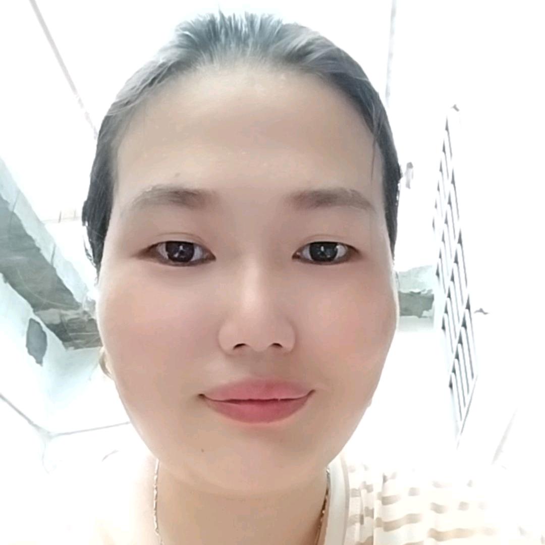 单纯的女人