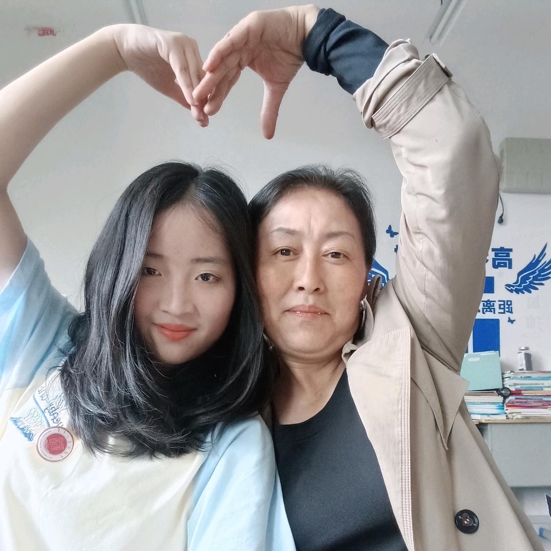 杜任玉《新人晚上七点半开播》