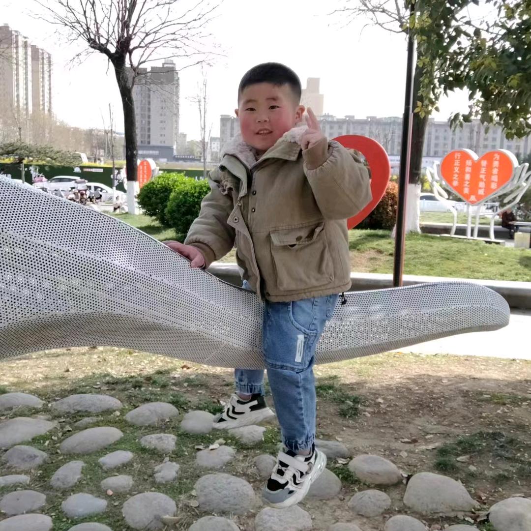 晓（快乐6+1团队）