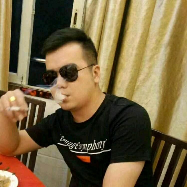 い╃→来，给爷笑一个☺️