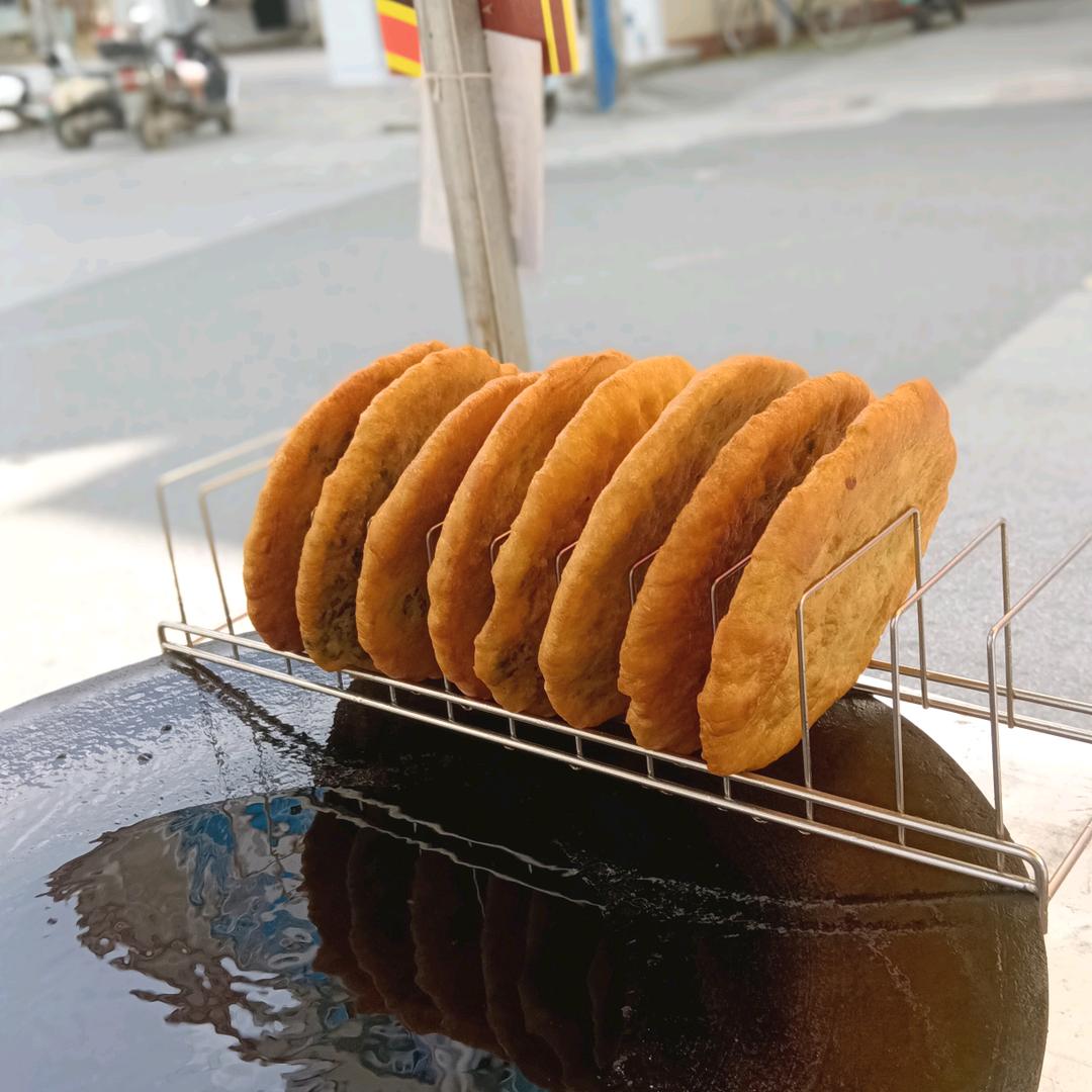 四妹😌葱肉饼