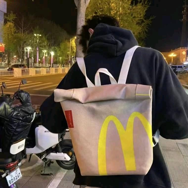 ai吃汉堡包🍔