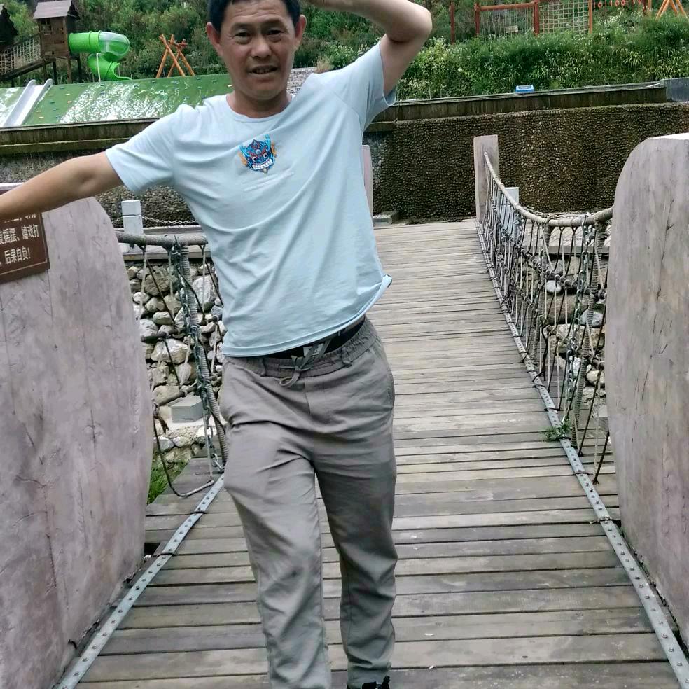 @哥的世界你不懂！