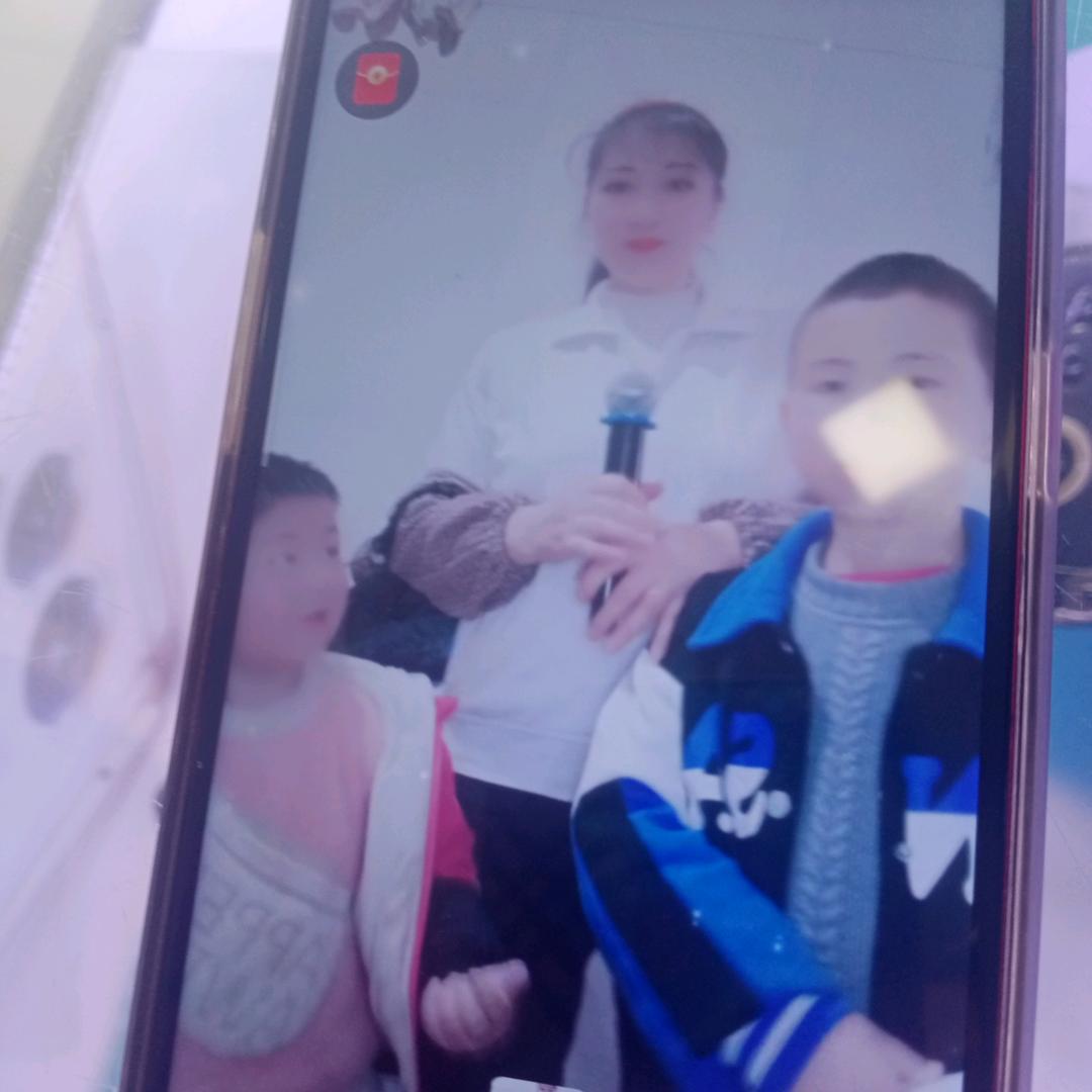 小马姐姐