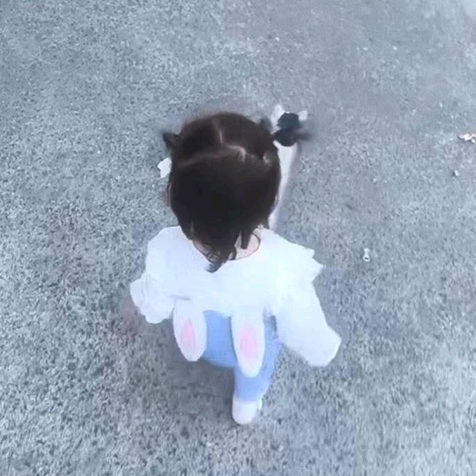 Yu琳^