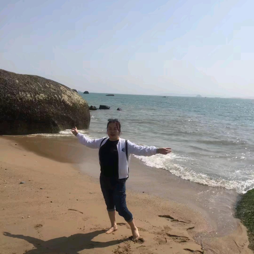 太原兴华精品四层伊度鞋业宋姐