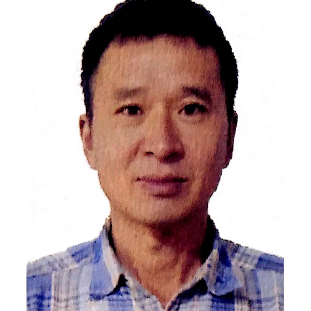 李依林