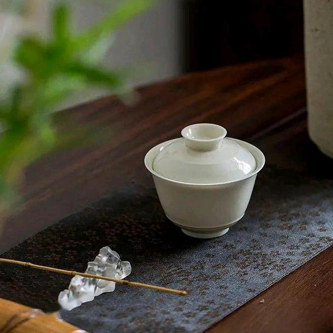 笑给风听︶拒绝私聊。