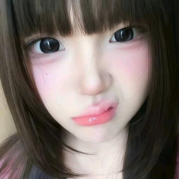 卖萌总被骂OVO