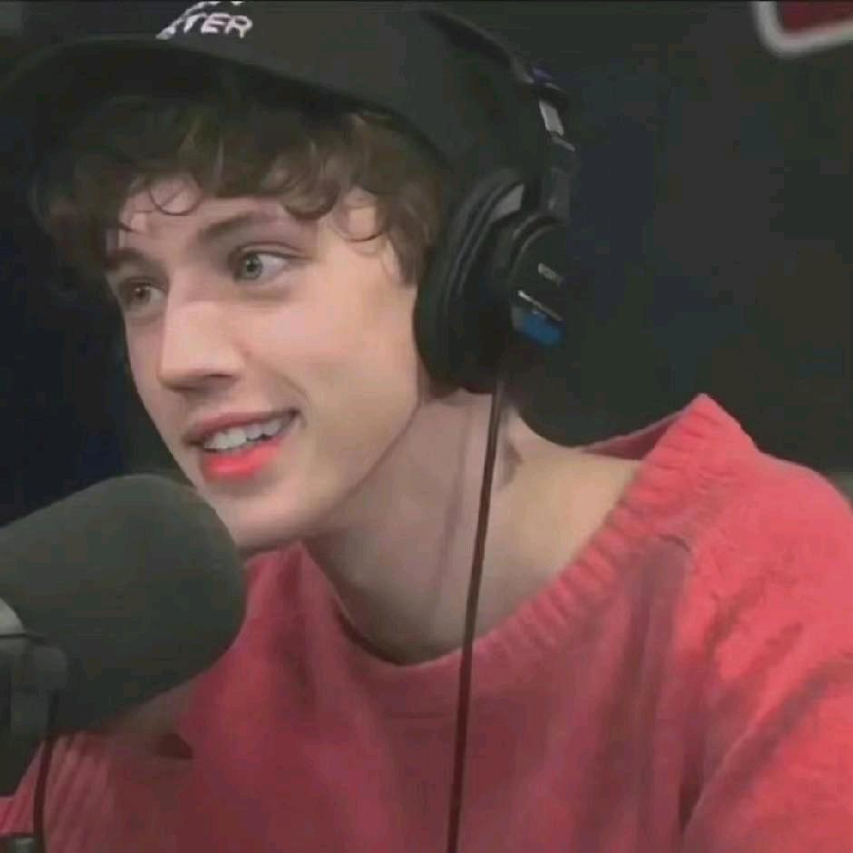 分手手不快乐乐