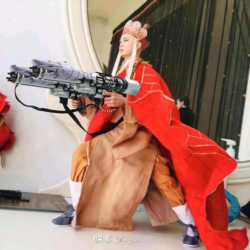 辞ᨐ