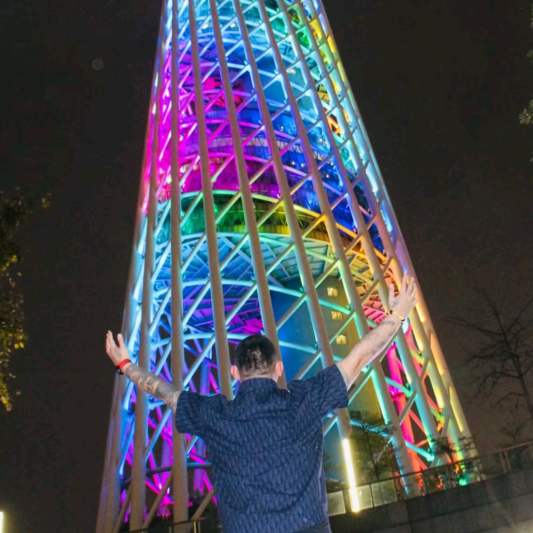 封爱