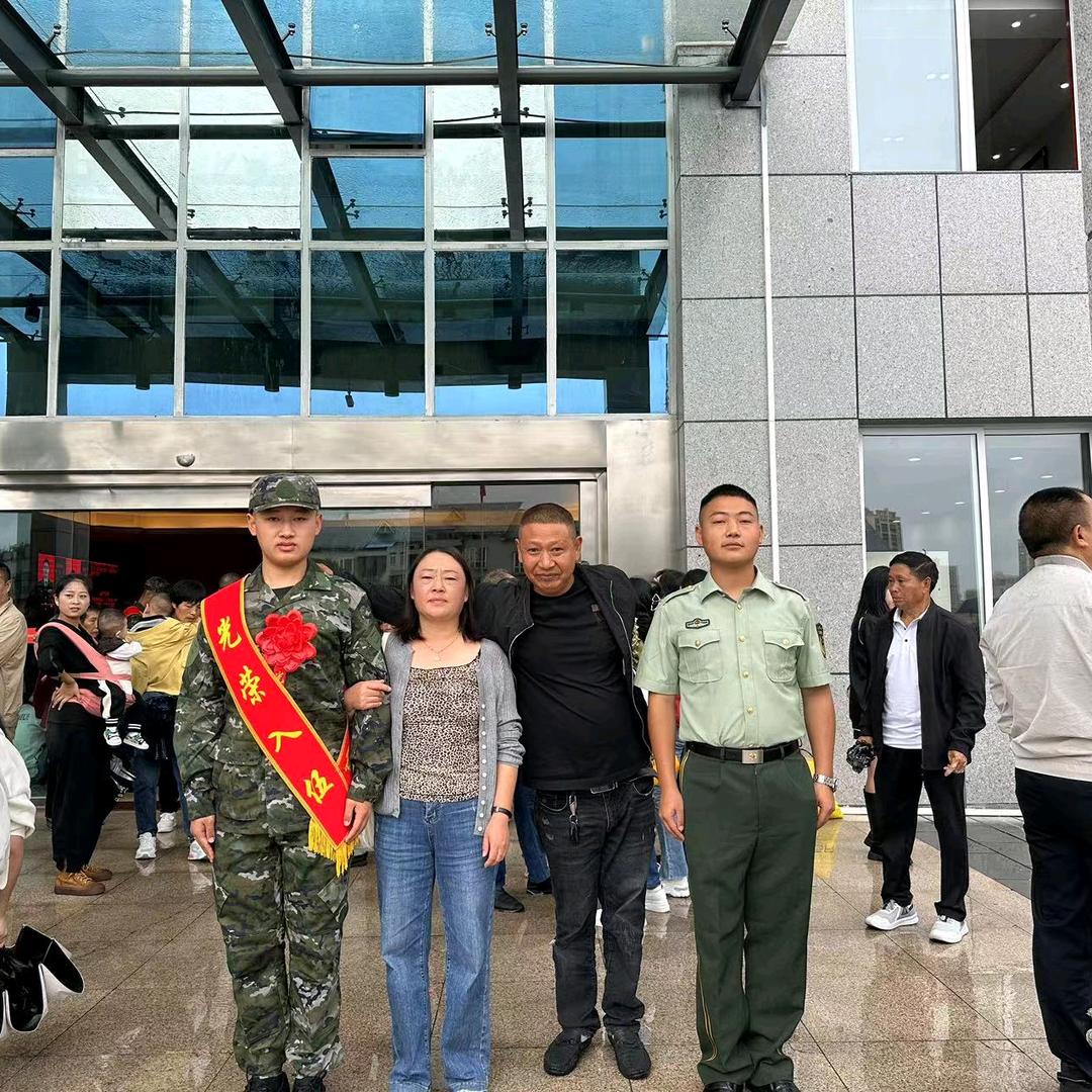 习水松哥随车吊高空作业车收报废车