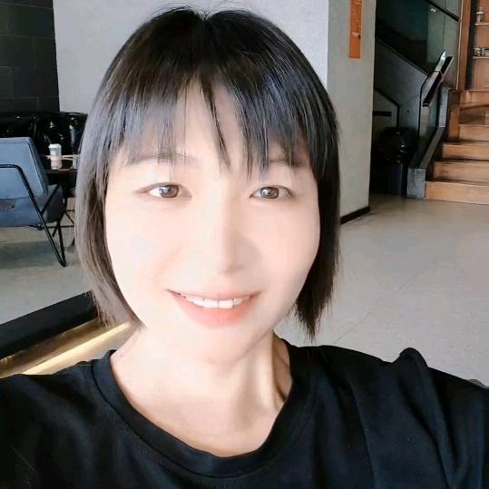 颖芳姐
