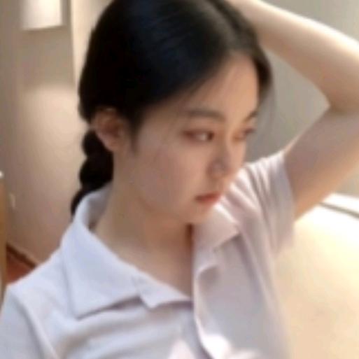 @菠萝菠萝蜜爆爆酱