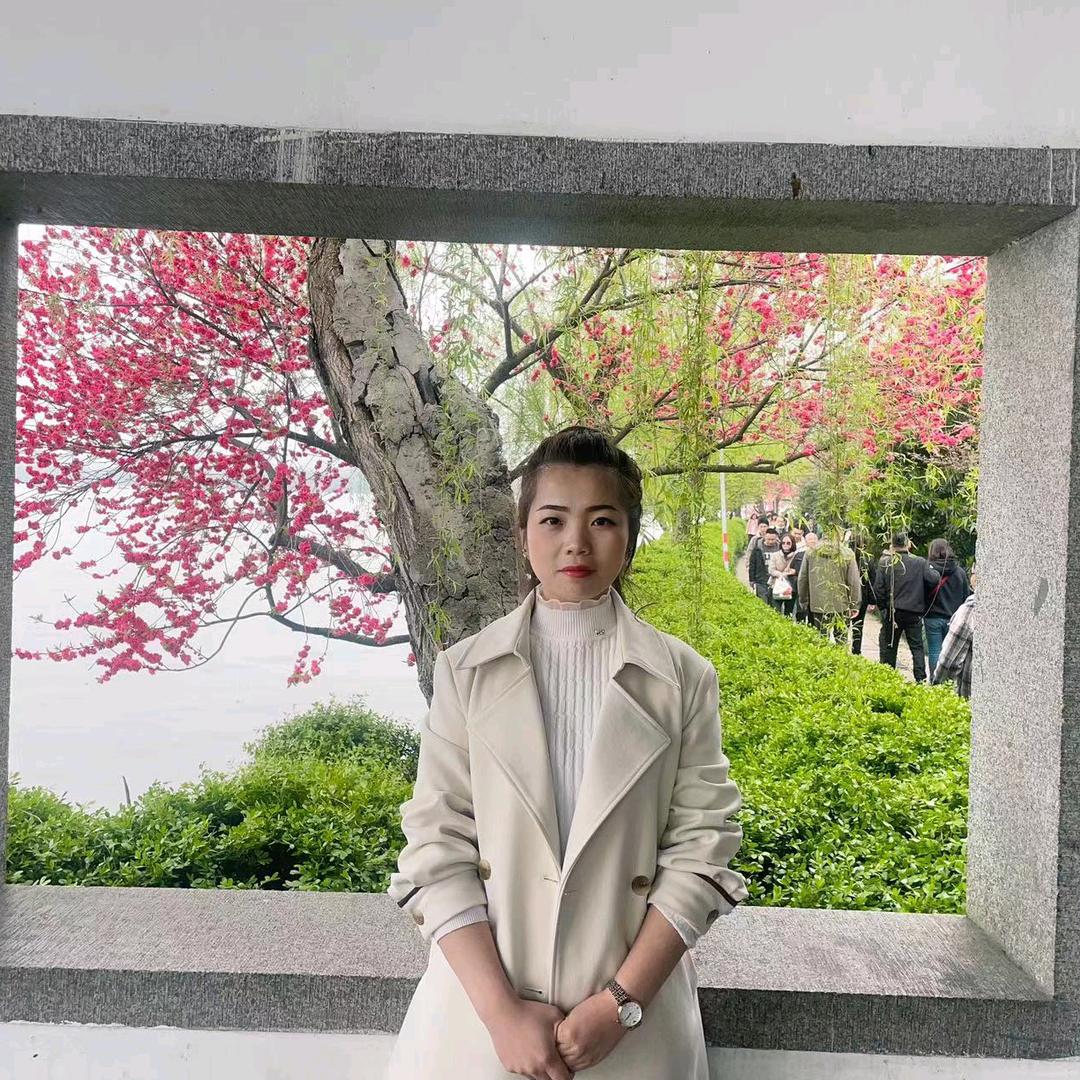 詹新月(信阳罗山)