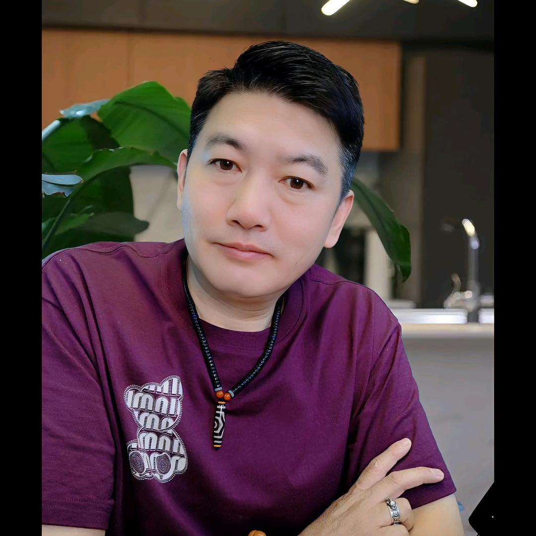 凯哥倾听