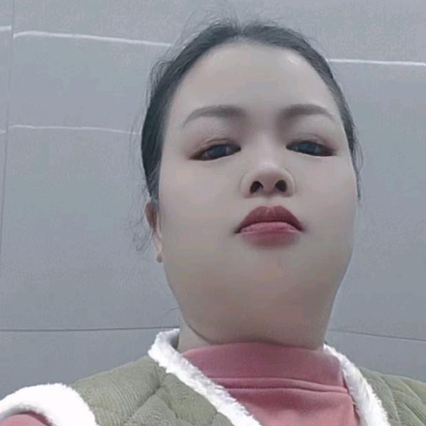 月月姐（开播自由）为了创业
