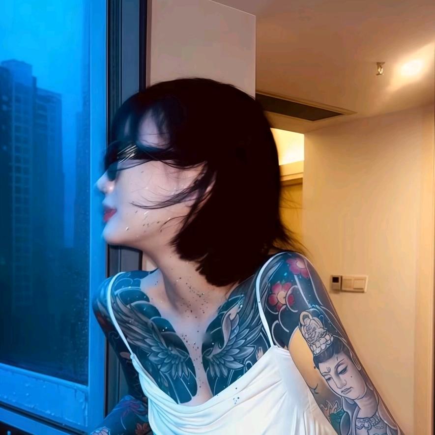@爱哭鬼👀