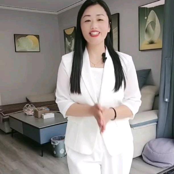 王淼文:滨海房产咨询，兼职代驾