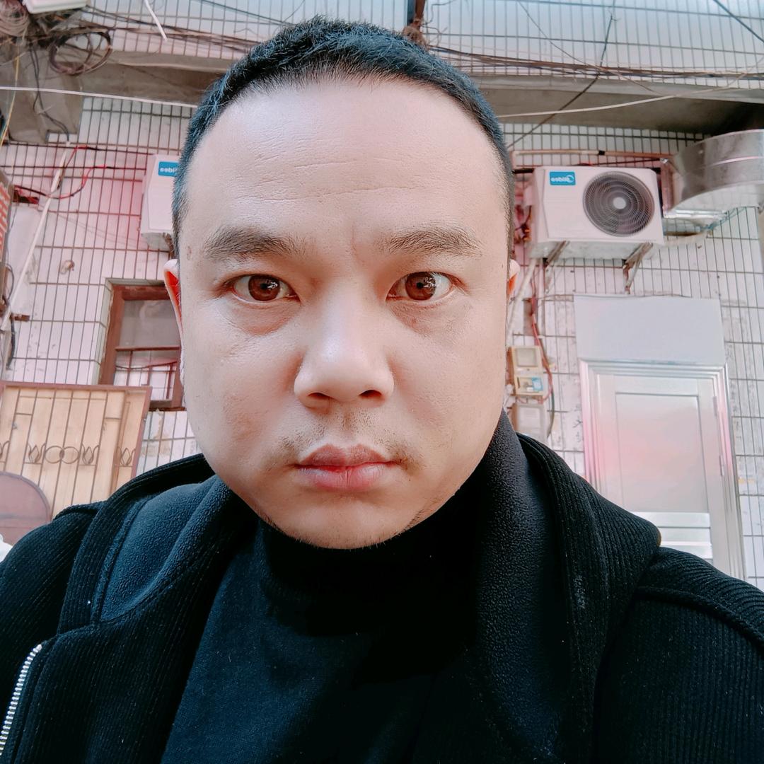 专业安装防盗门别墅大门：费师傅