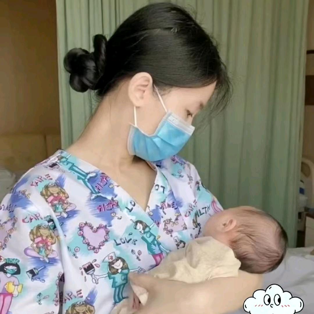 催乳育儿师诺诺姐