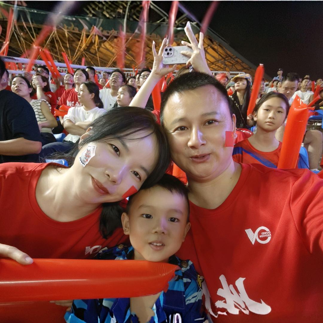 是金妍吖鋿美院