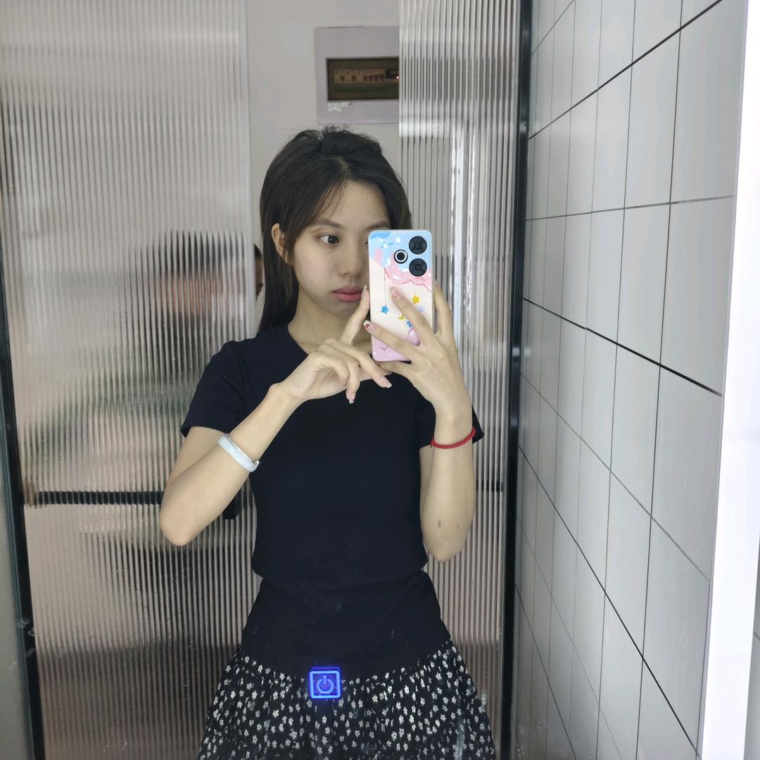 🌼：小韩
