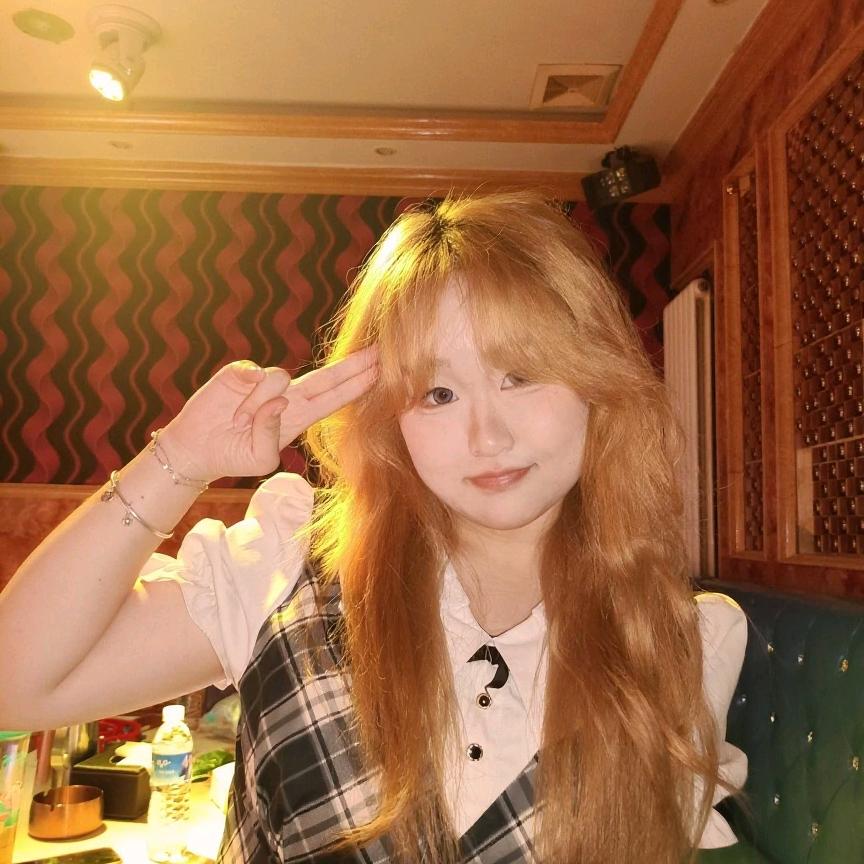 平静的馒头蒸不出凹凸的花卷