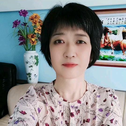 红梅，