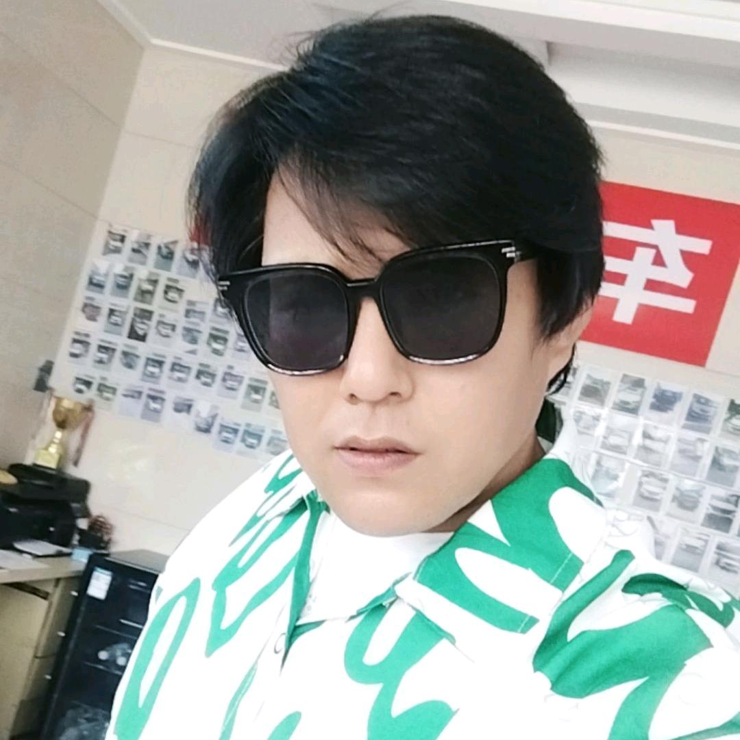 【思念】宏驰二手车