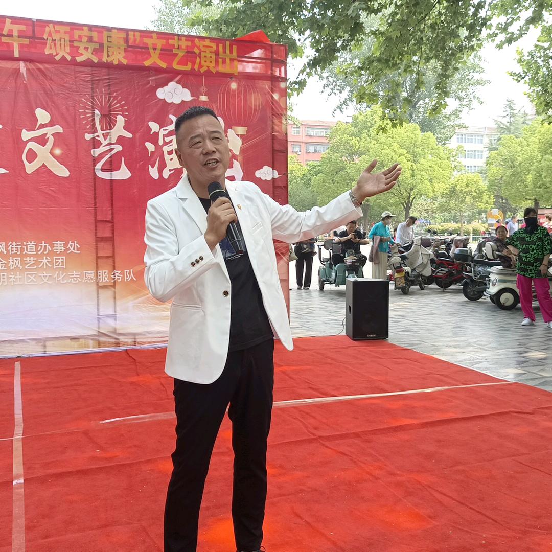 赞赞爱唱歌🎤