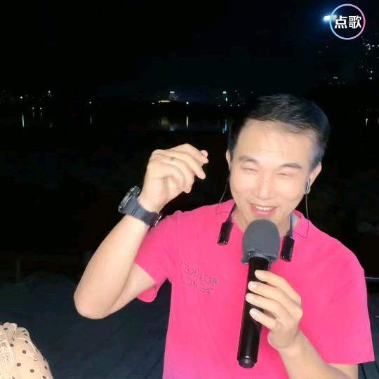 四叶草🍀阿东